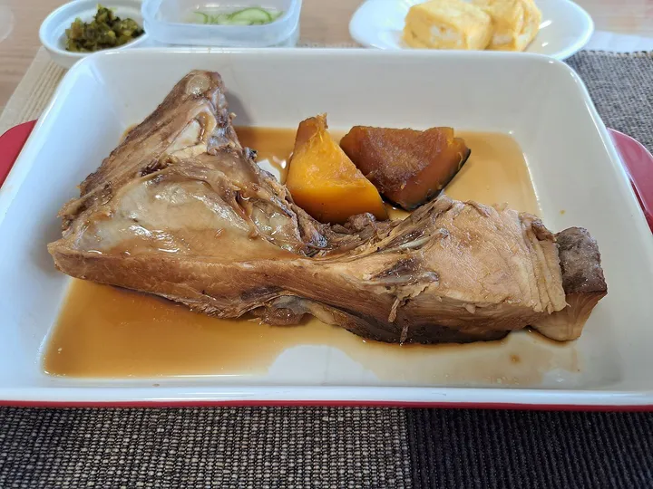 鱼下巴（鳃下胸鳍根部的肉）