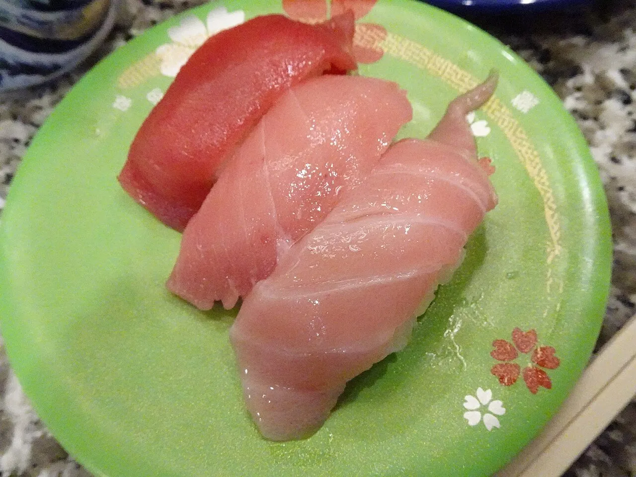 マグロ
