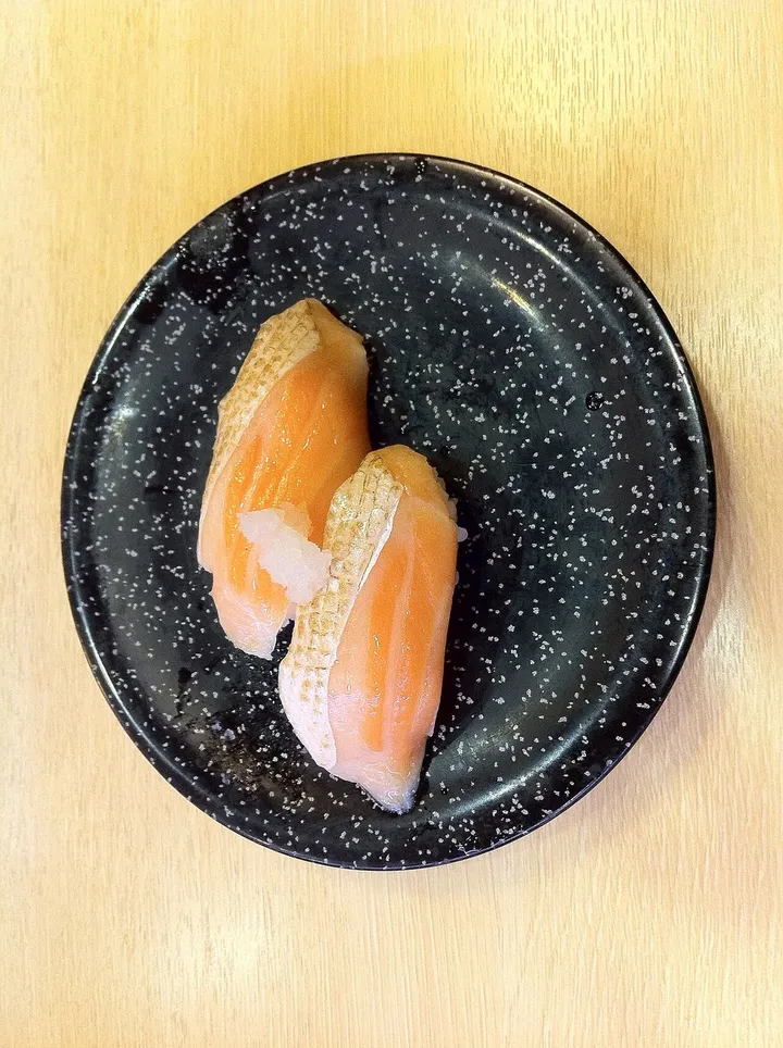 鲑鱼腹肉（三文鱼腩）